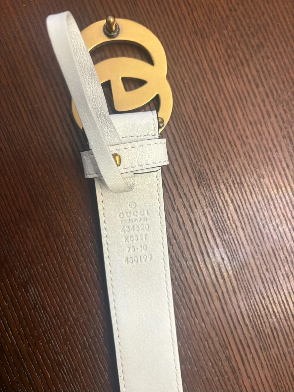 White leather belt with GG gold hardware worn once 36”